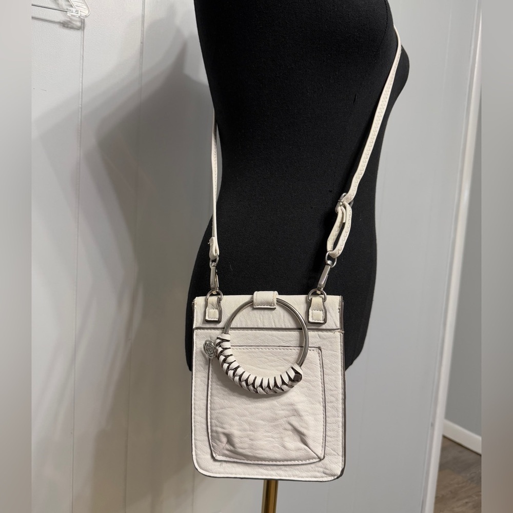 Chic Off White or Ivory Crossbody Bag 6X7